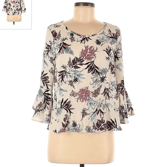 Sienna Sky Cream Floral Layered Bell Sleeve Blouse Women's Small S Keyhole Back - Picture 1 of 7